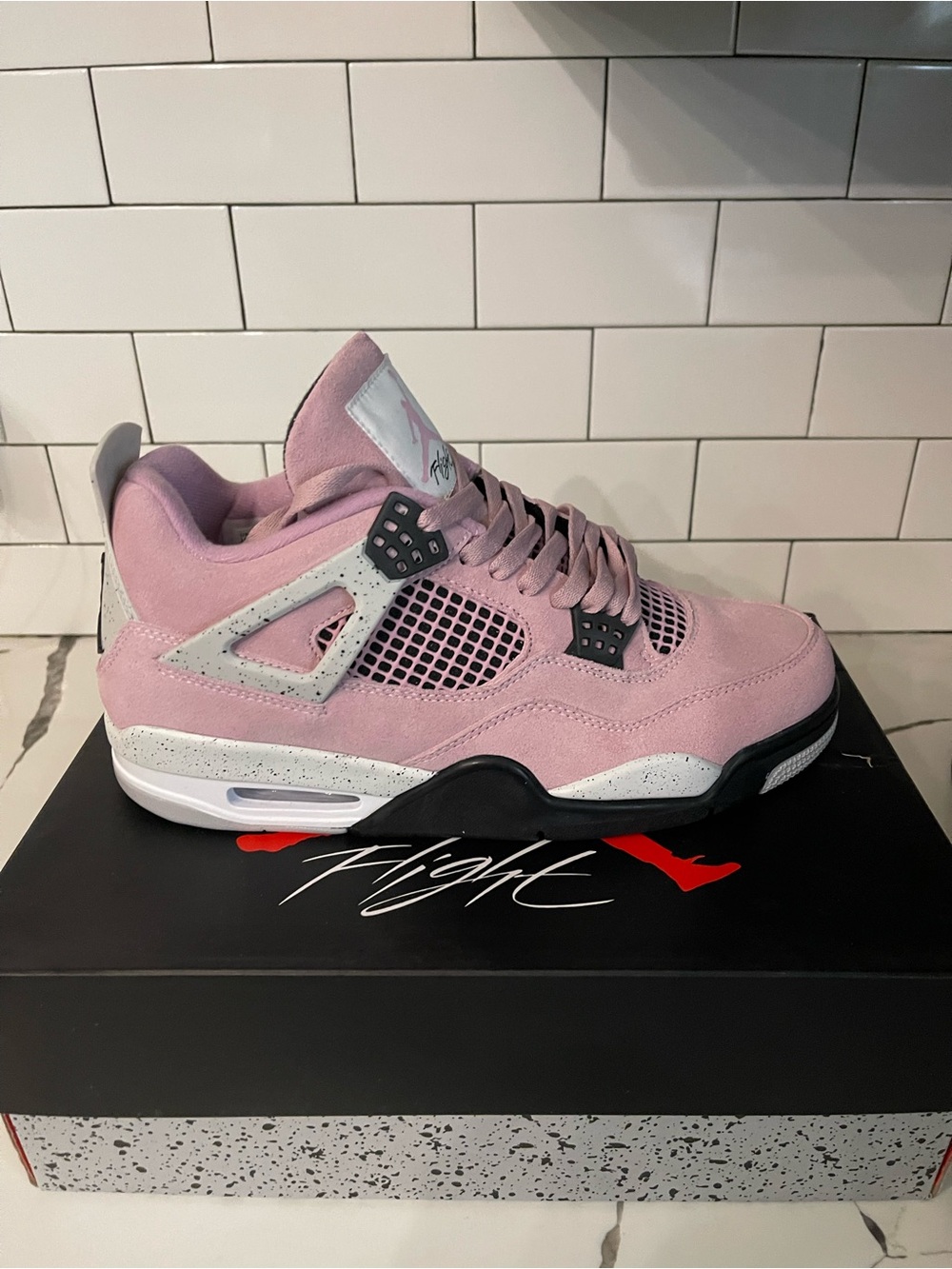 Men’s Retro 4 Pink Orchid Size 10.